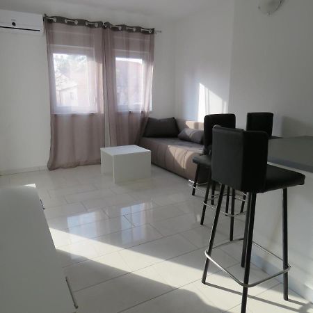 Apartment Dream โนวาลยา ภายนอก รูปภาพ