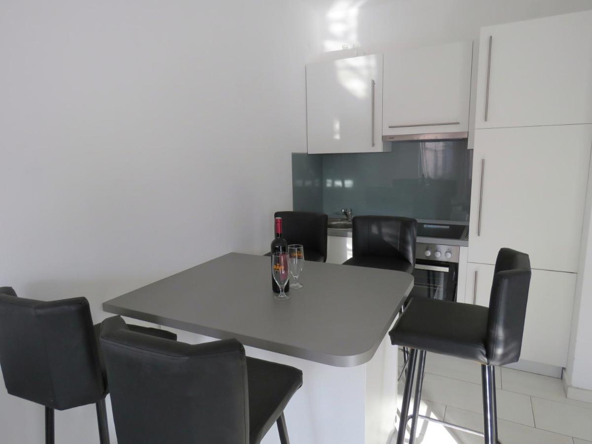 Apartment Dream โนวาลยา ภายนอก รูปภาพ
