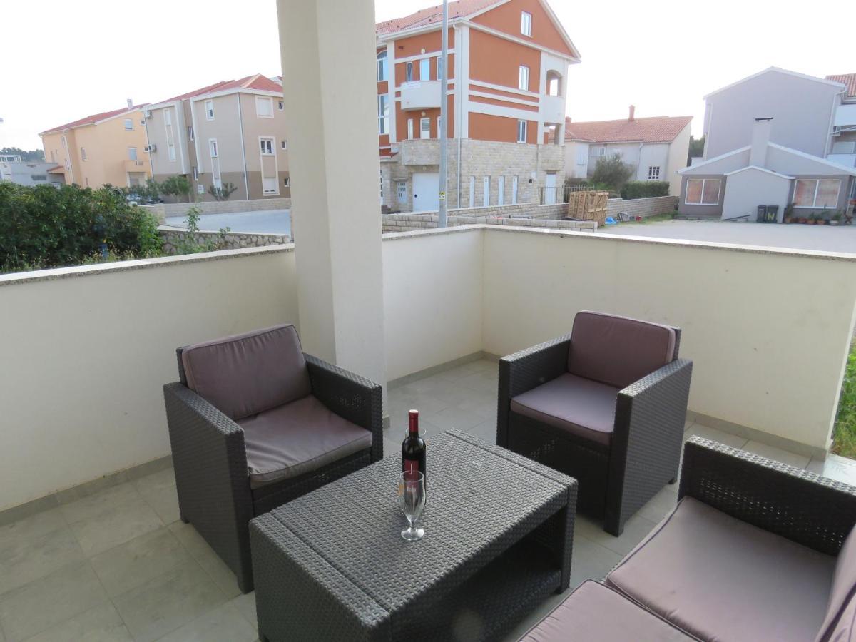 Apartment Dream โนวาลยา ภายนอก รูปภาพ