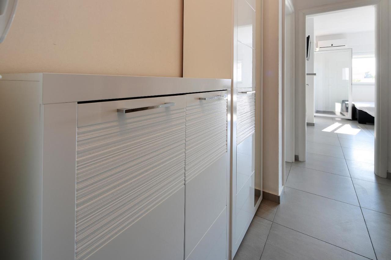 Apartment Dream โนวาลยา ภายนอก รูปภาพ